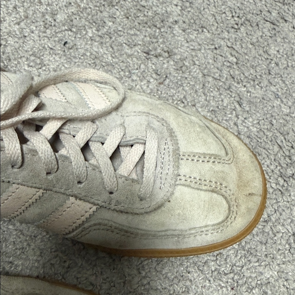 Adidas Spezial neutral color - size US 8 - Picture 3 of 6